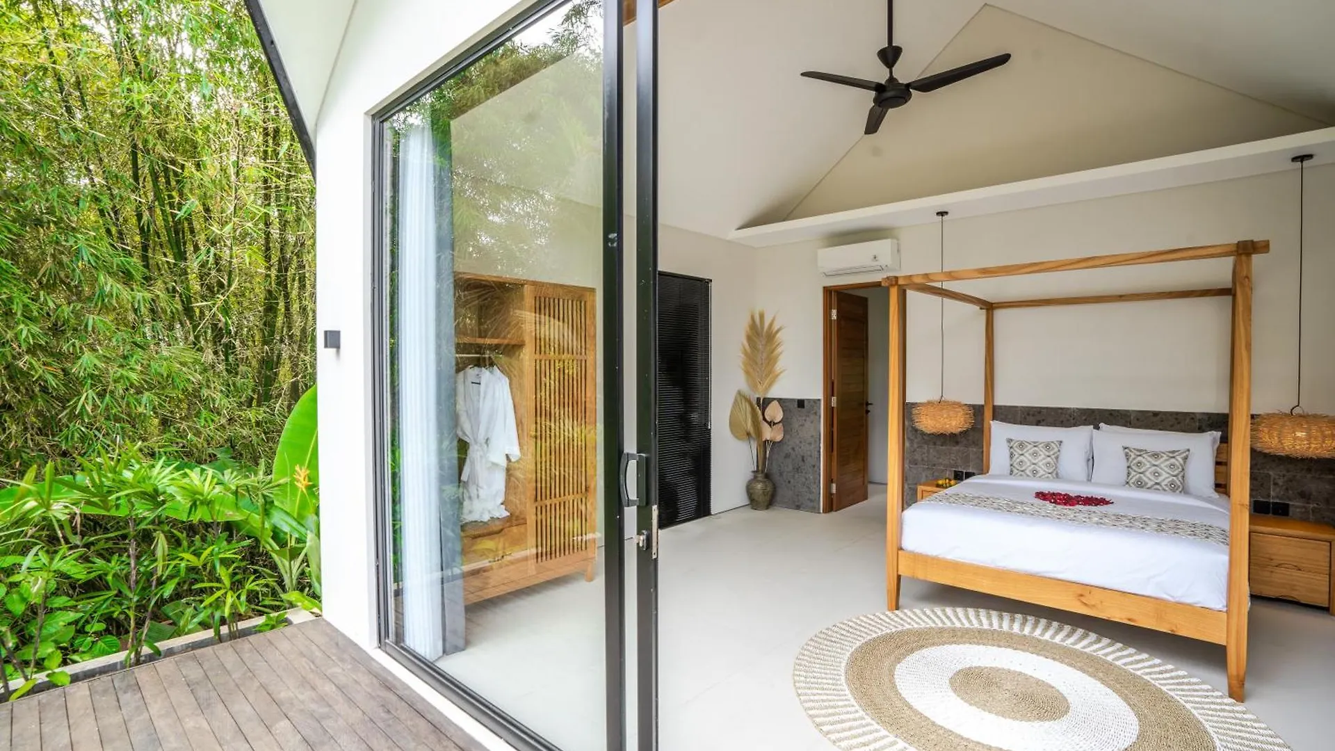 Homestay Villa Ravaka Ubud Indonesia
